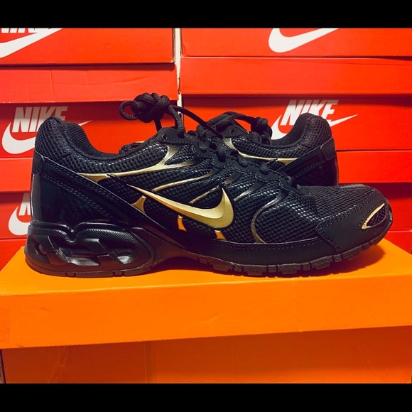 Nike Air Max Torch 4 Black/Metallic Gold Size 10.5 Men's Running Athletic Shoes - Picture 3 of 5